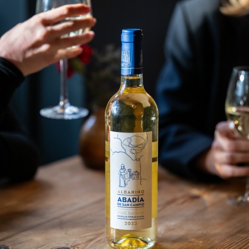 £10 OFF ANY BOTTLE OF WINE photo