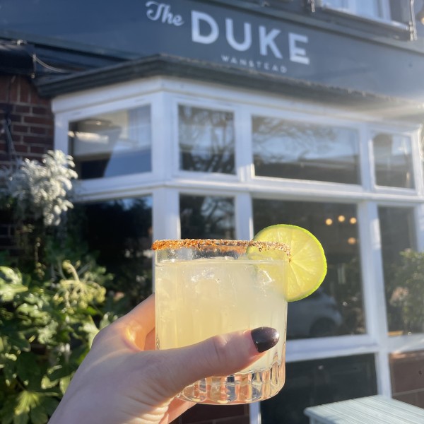 SUNDAY HAPPY HOUR