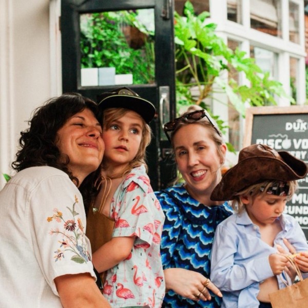 SUMMER HOLS | BRING THE KIDS FOR LUNCH OR DINNER